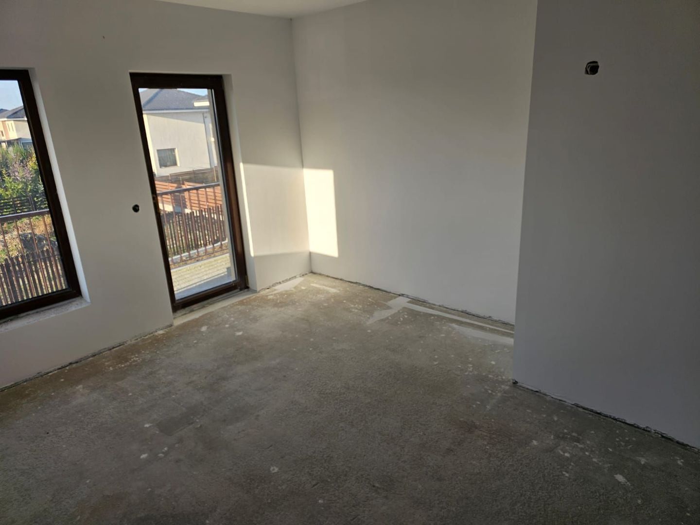 Comision 0% | Casa de vanzare in Dezmir | 149 utili | 2 parcari - Poză 15