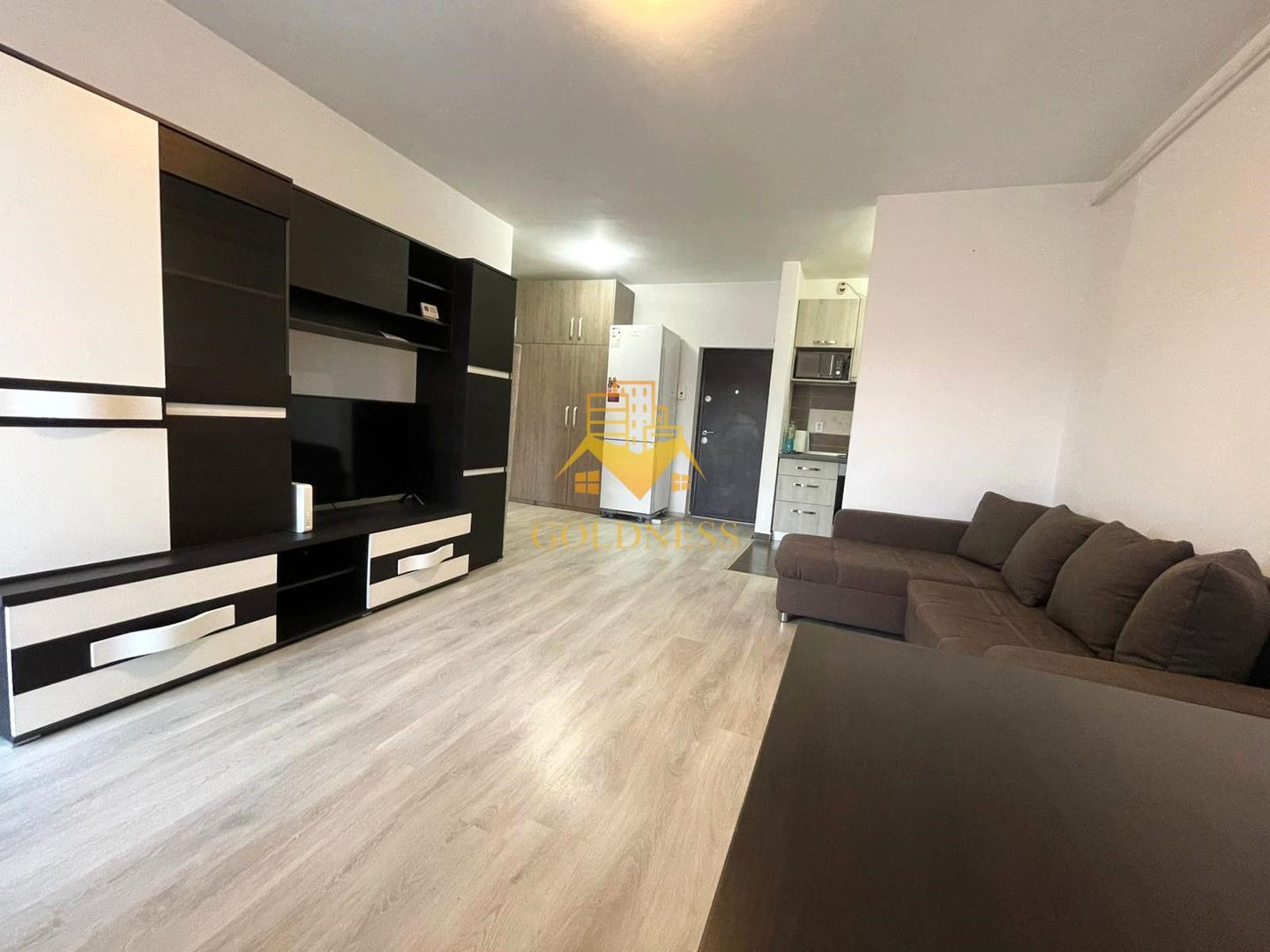 2 Camere decomandate,Parcare, Oasului, Iris, Mega Image,Revo,Bd Muncii - Poză 1