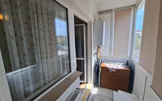 Apartament 3 camere 70 mp Parcul Sub Arini - Poză 9