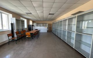 Vânzare, spațiul comercial, 725 mp, strada Valentin Rosca, Edineț - Poză 4