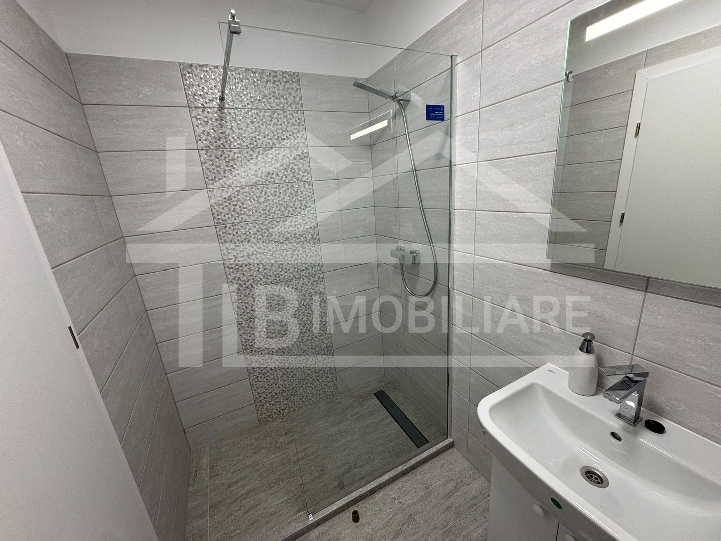 Apartament cu 3 camere, 80mp, parcare, Zona Maurer Residence - Poză 12