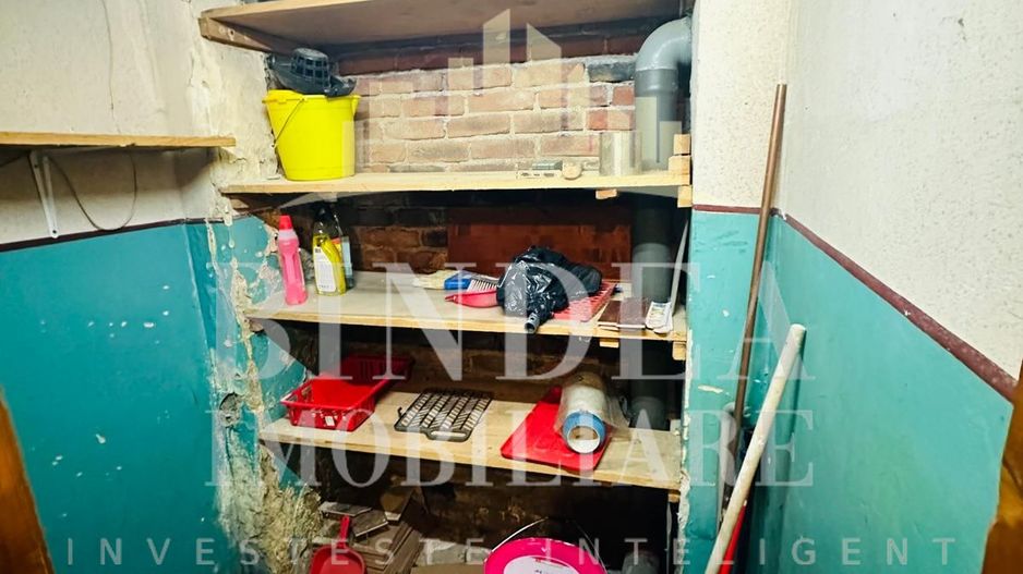 Garsoniera parter zona Blascovici, bloc izolat - Poză 7