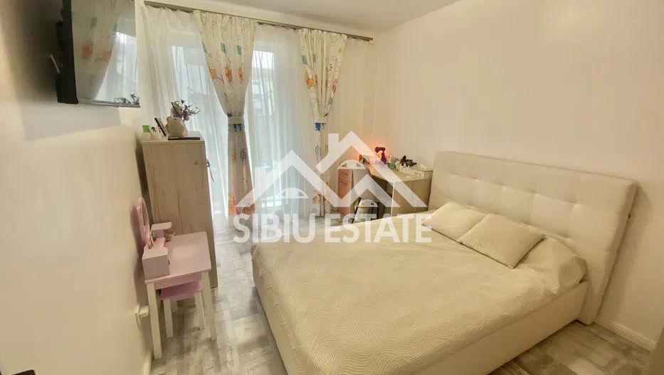 Apartament 3 camere cu grădină, 2 bai, 2 locuri parcare Selimbar - Poză 2