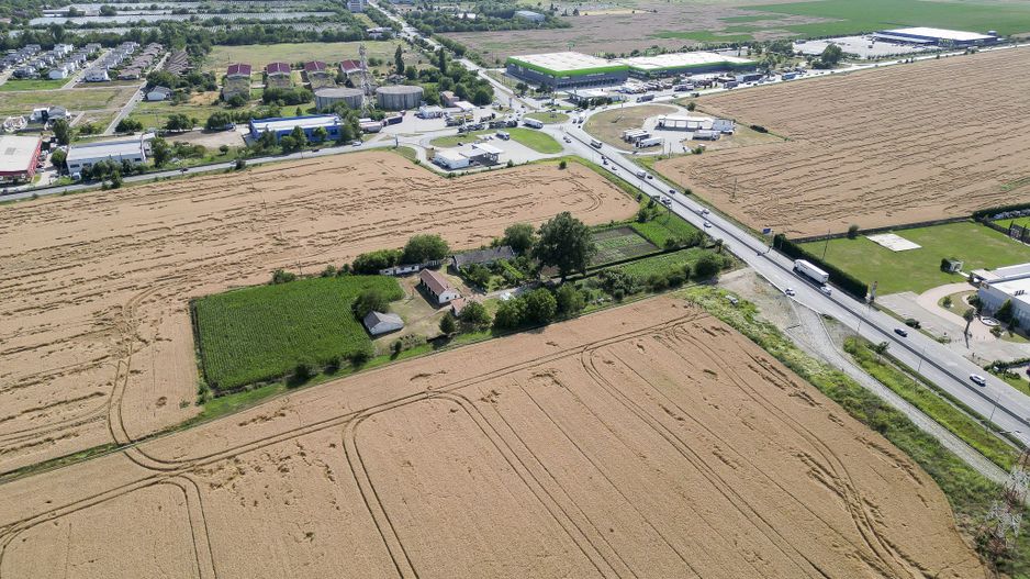 Teren 7653mp cu PUZ aprobat DN Arad Oradea - Poză 3