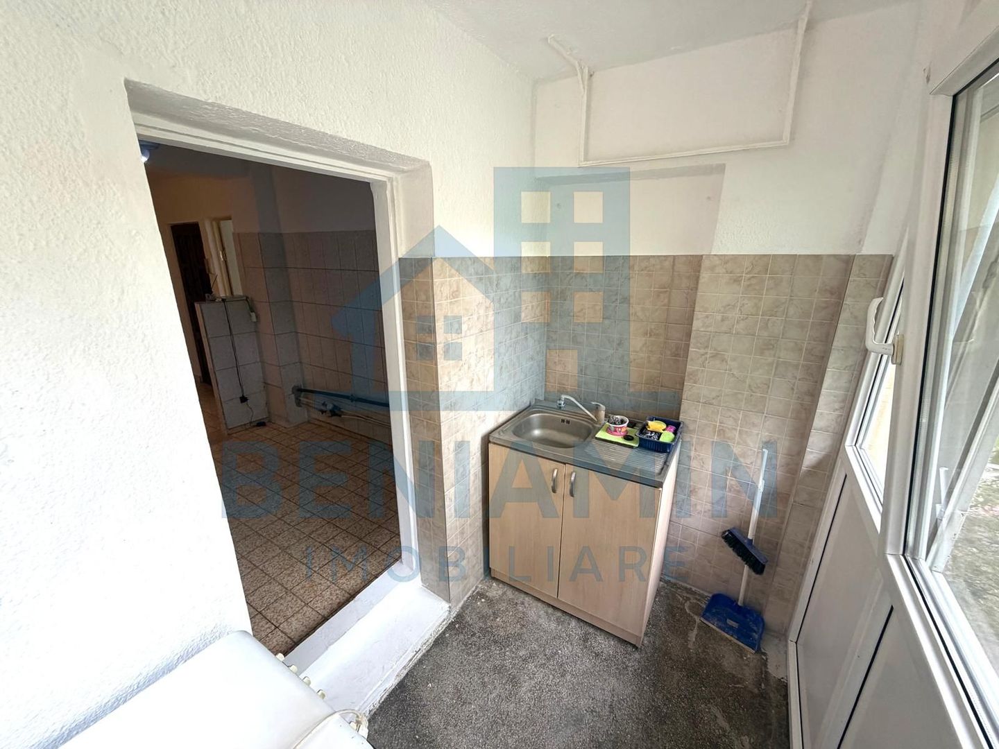 2 camere decomandat - etaj 2 - 52mp - teava de gaze - Sarari - Poză 5