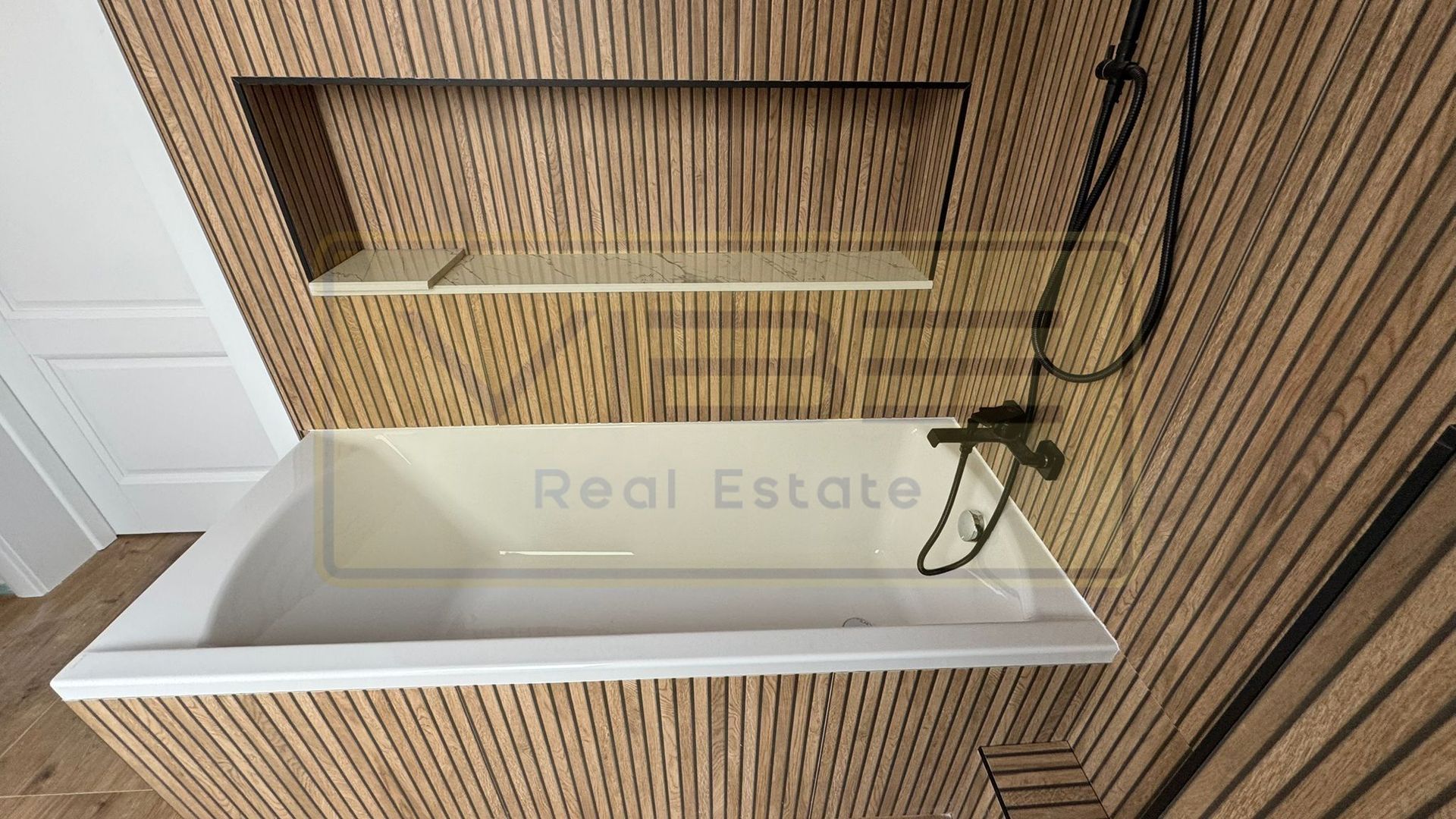 Duplex 4 camere 2 bai Galata Spitalul Arcadia - Poză 44