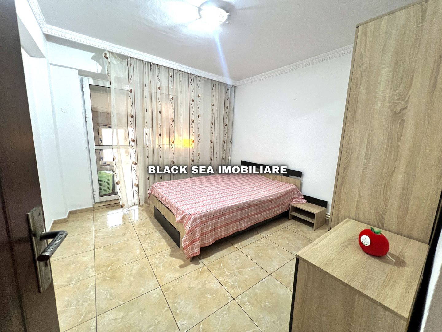 De inchiriat apartament 3 camere zona Tomis Nord / Penny - Termen Lung - Poză 3
