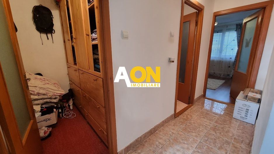 Apartament decomandat cu 3 camere, balcon, Ampoi 1 - Poză 4