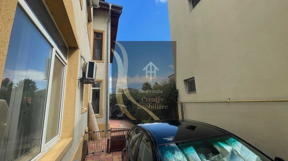 Vila Individuala P+1+M Zona linistita Sector 1 - Poză 3
