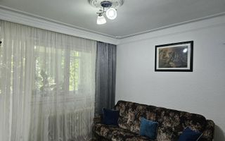 Apartament cu 3 camere/ Etajul 1/ zona Podu Ros / 67mp - Poză 3