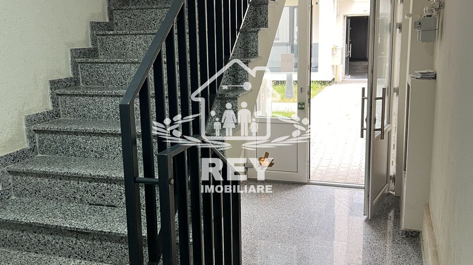 Apartament 3 camere,2 bai,2 balcoane, loc de parcare,Selimbar/Primarie - Poză 13