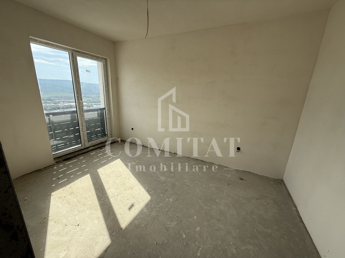 Apartament cu 3 camere | Etaj Intermediar | Zona Petrom - Baciu - Poză 1