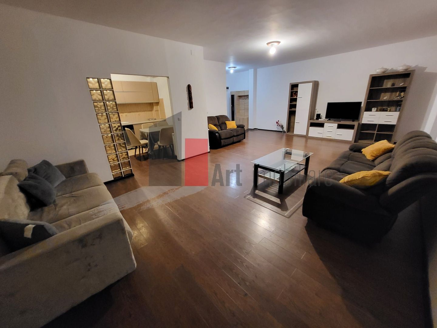 Apartament cu 3 camere de vanzare in zona Straulesti - Poză 12