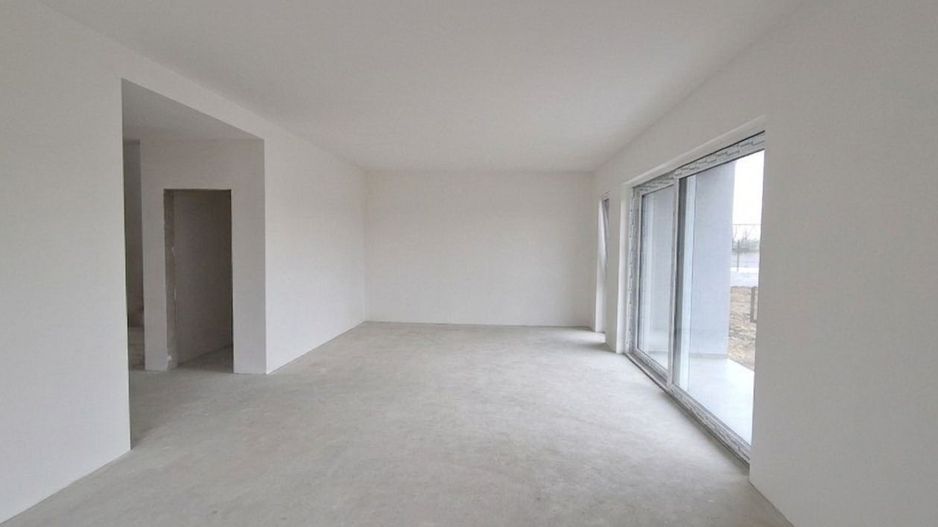 Duplex cu 5 camere si teren de 372mp - Poză 4