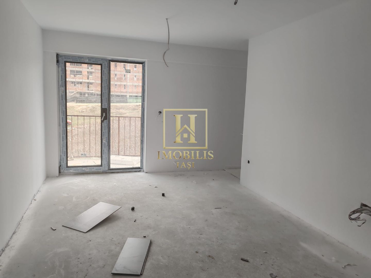 Apartament 2 camere 68 mp Bucium 85000 euro - Poză 4