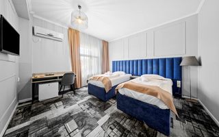 Cladire multifunctionala de vanzare – Hotel aproape de Piata Cipariu! - Poză 3