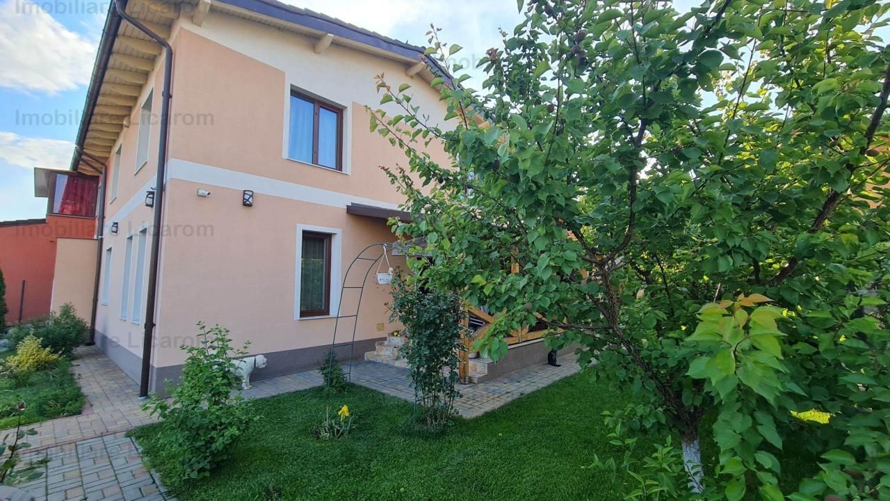 Duplex Sanpetru P+E,5 camere,teren 375 mp,260000 euro - Poză 1