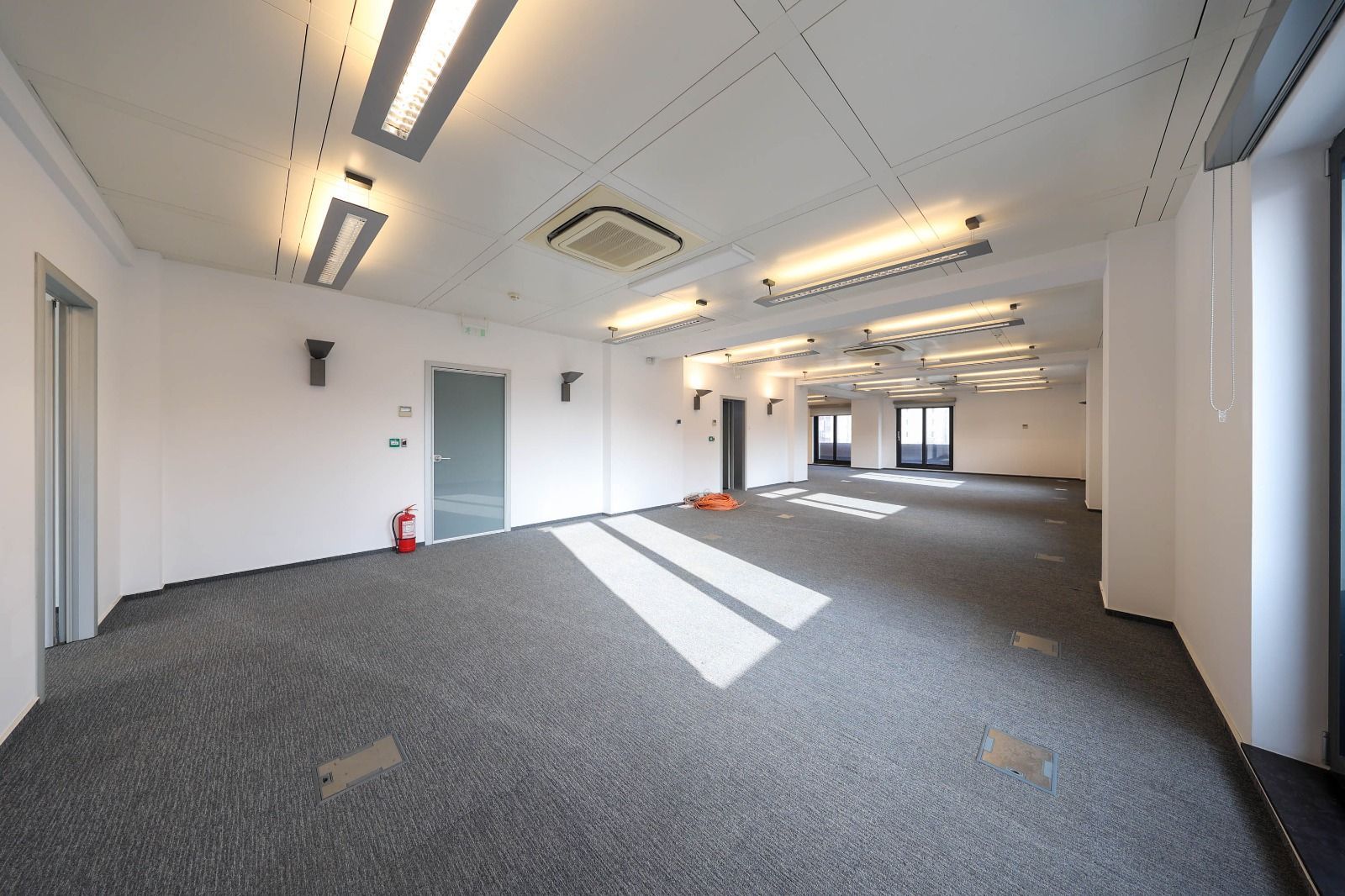 Clădire de birouri și centru de date – Oportunitate exclusivă in Brasov - Poză 32