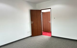 Birou de inchiriat ultracentral in Oradea - Poză 3