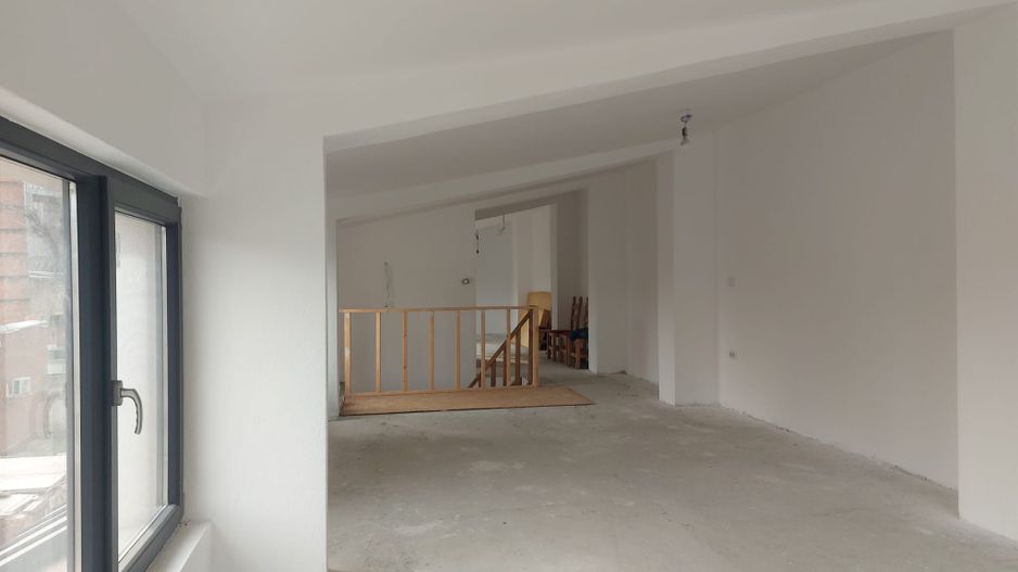 Casa/Vila 6 camere Piata Victoriei, Buzesti / An 2023 - Poză 27