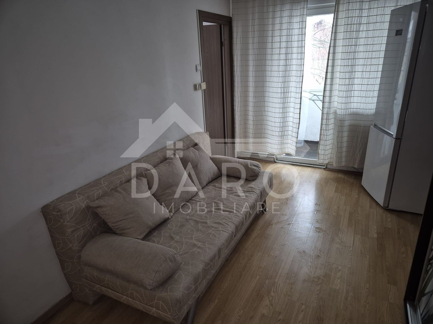 Apartament de închiriat 2 camere Dambu - Poză 2