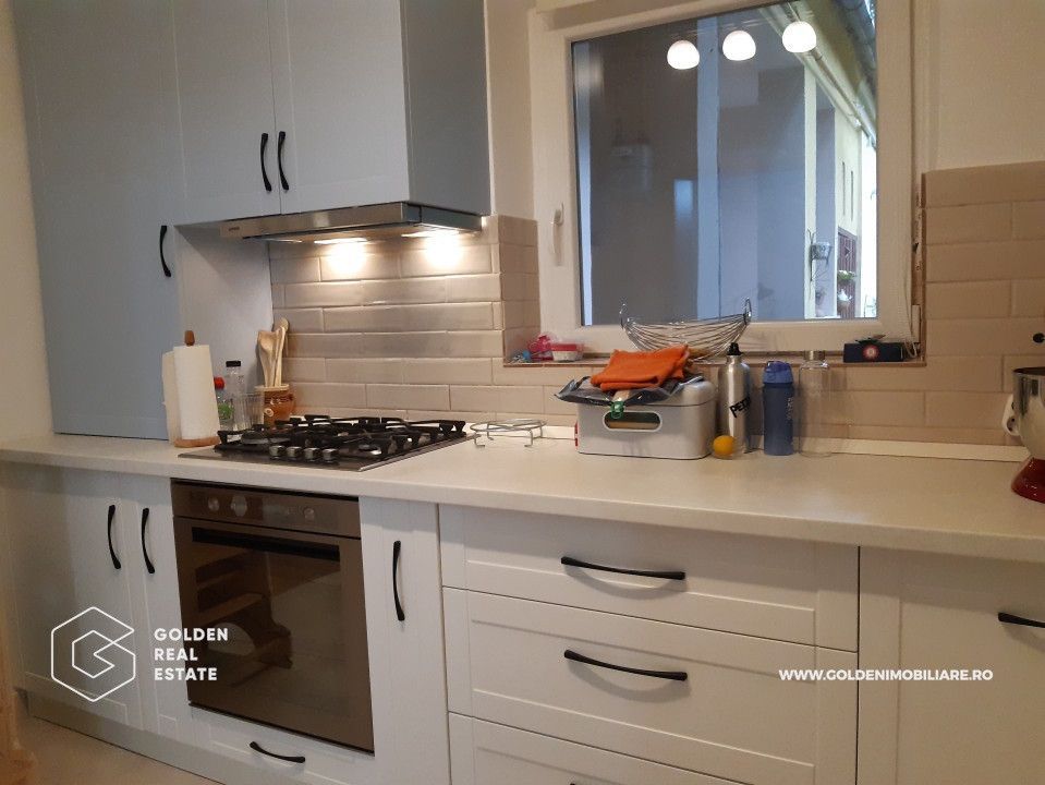 Casa mare, cu 4 apartamente a cate 1, 2, 3 și 4 camere fiecare - Poză 29