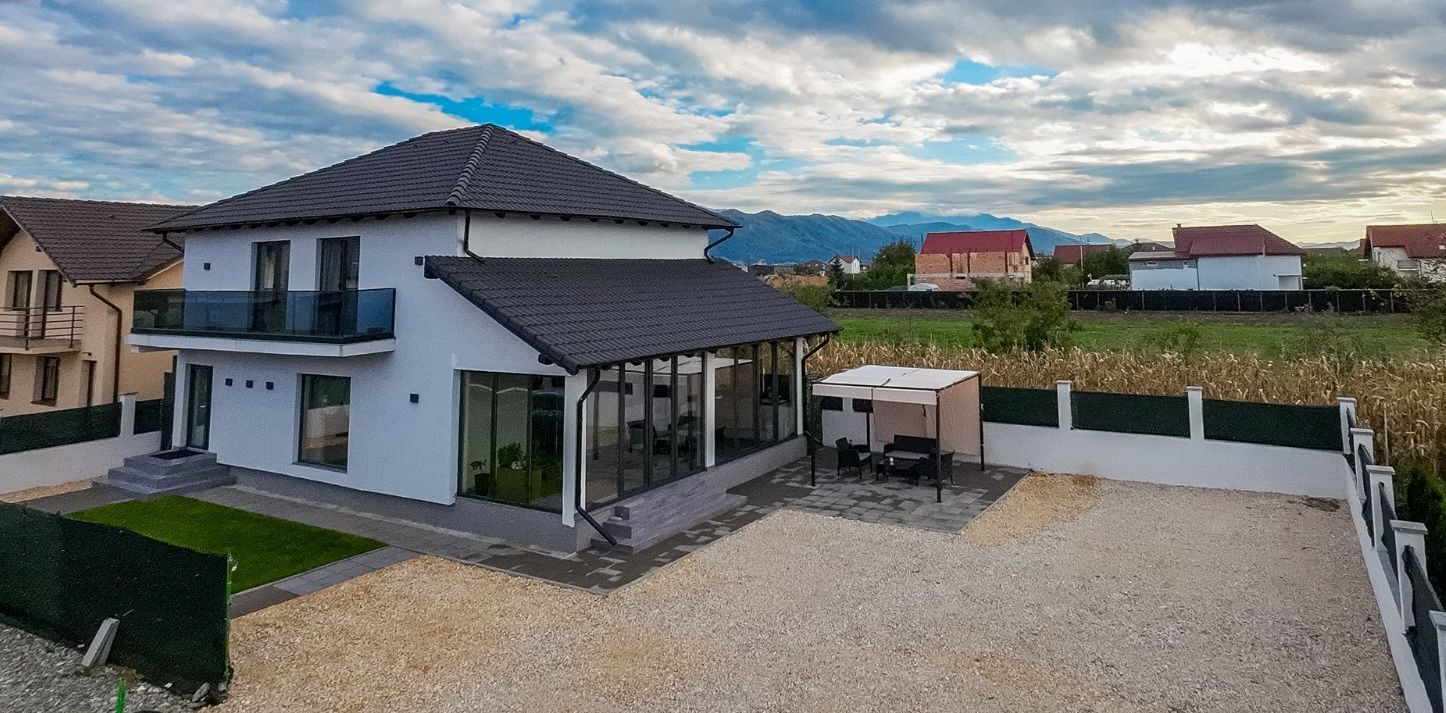 Propunem spre vanzare Casa individuală 4 camere LUX  Stupini - Poză 4