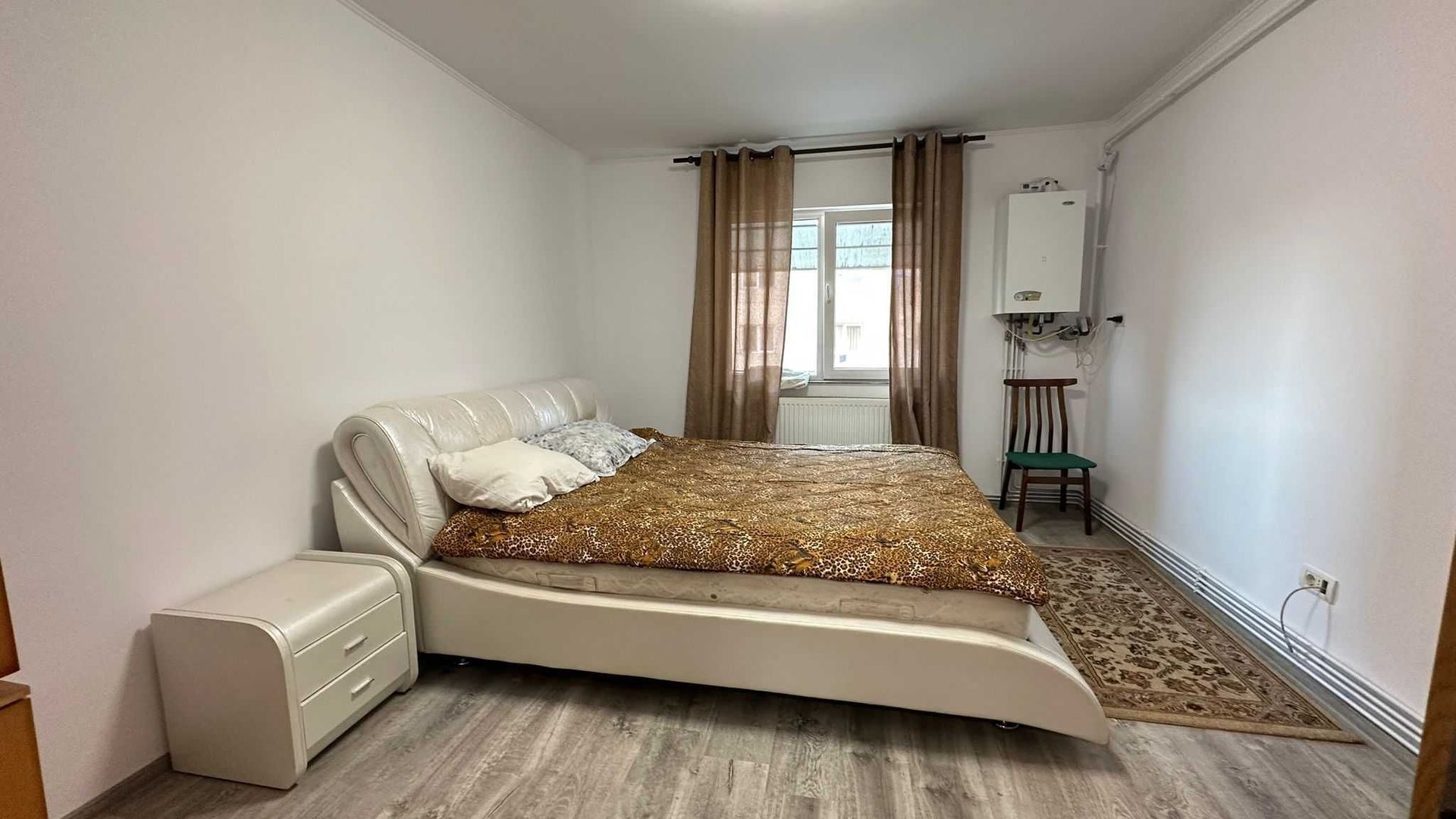 garsoniera in zona  Rulmentul. - Poză 2