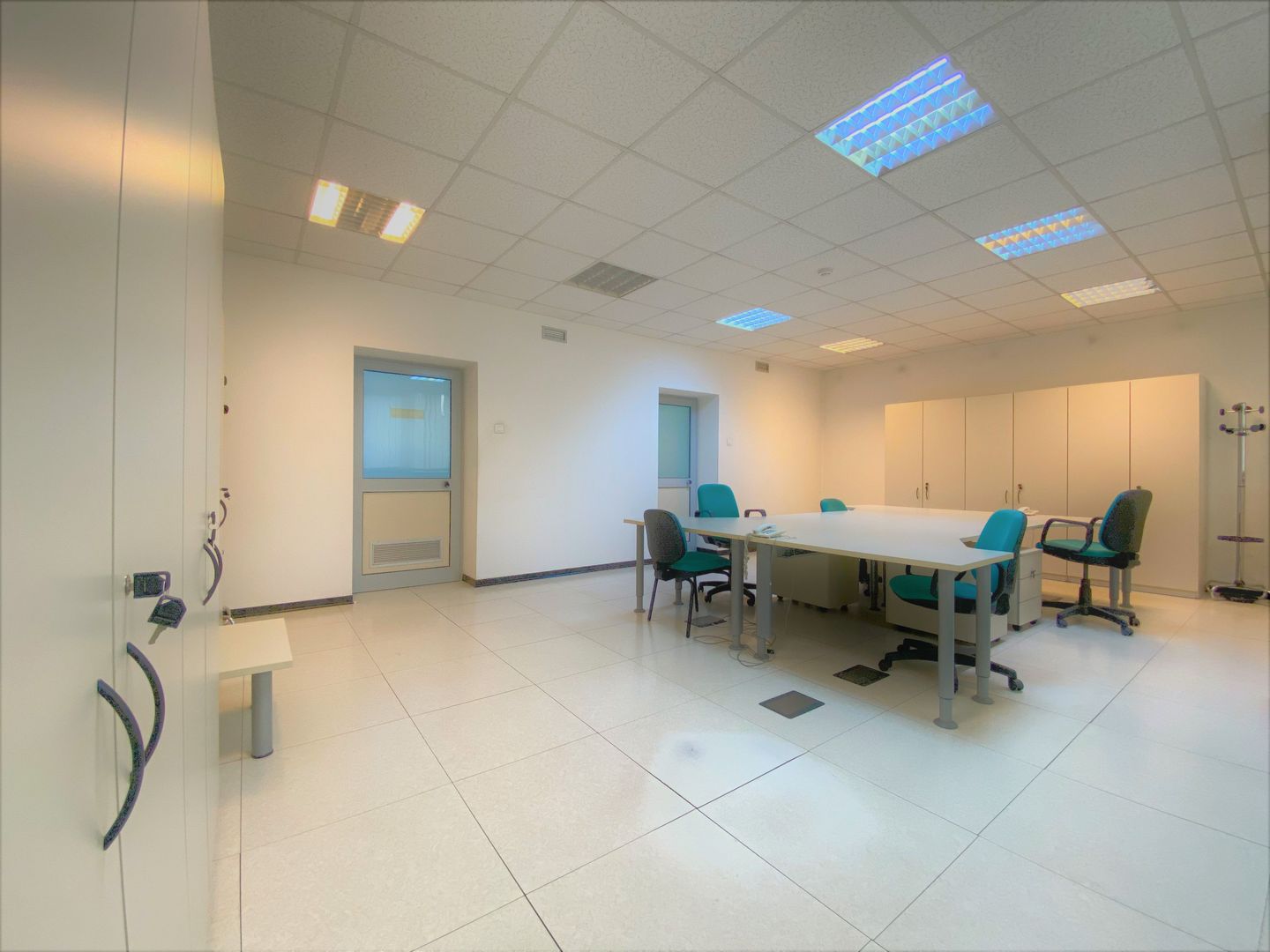 De inchiriat in cladire birouri P+5 etaje – PARTER - Poză 13