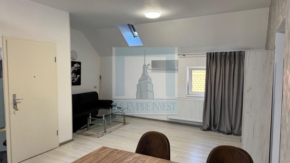Apartament 3 camere de închiriat/ Centrul Istoric - Poză 4