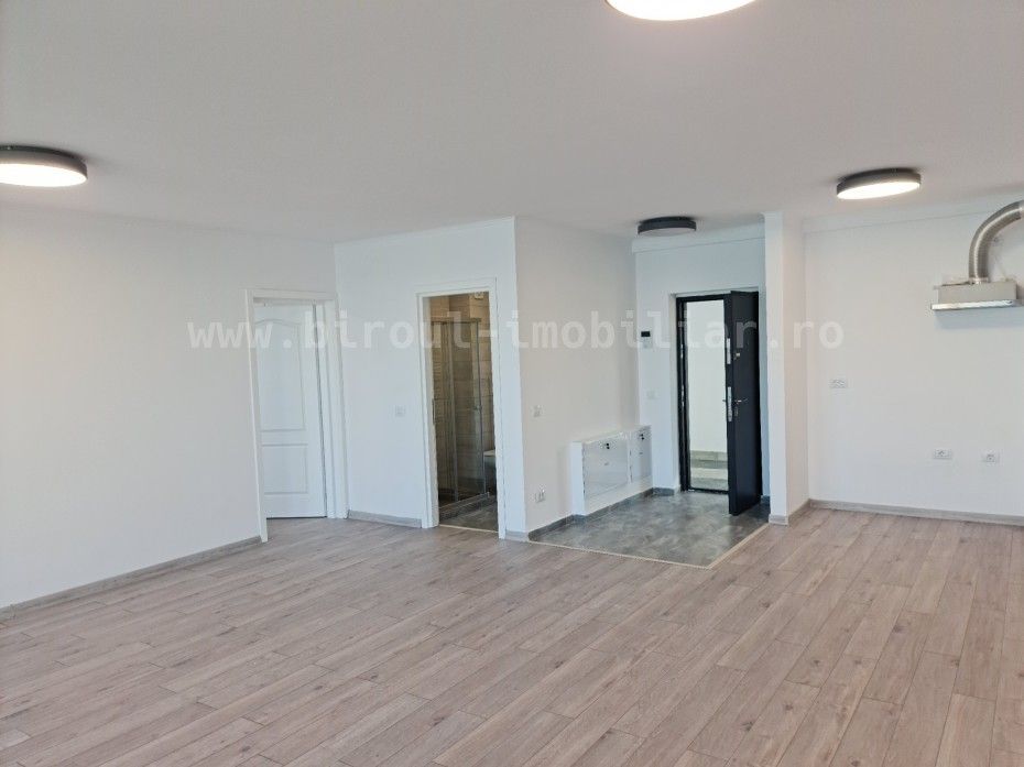 Apartament Spațios cu Vedere Frontală la Lacul Siutghiol și Mamaia - Poză 8