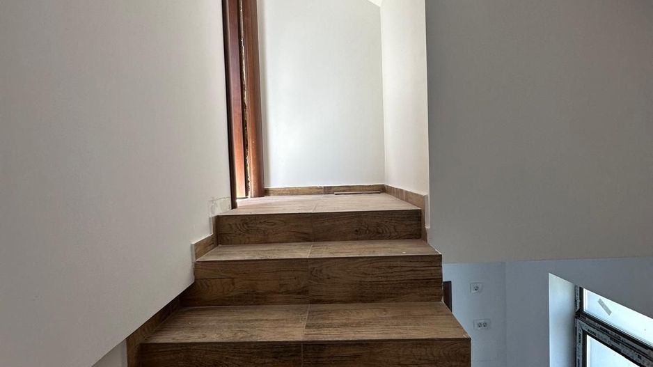 Vilă individuală P+1+M, 167 mp utili, teren 300 mp – lângă școală - Poză 11