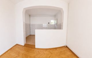 Casă cu 3 dormitoare și teren de 539 mp, Satu Mare str St, O Iosif - Poză 4