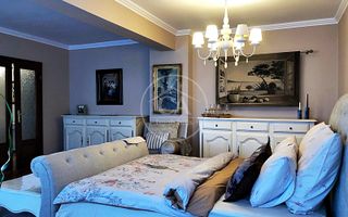 Apartament de inchiriat cu 3 camere Ultracentral, Oradea - Poză 2