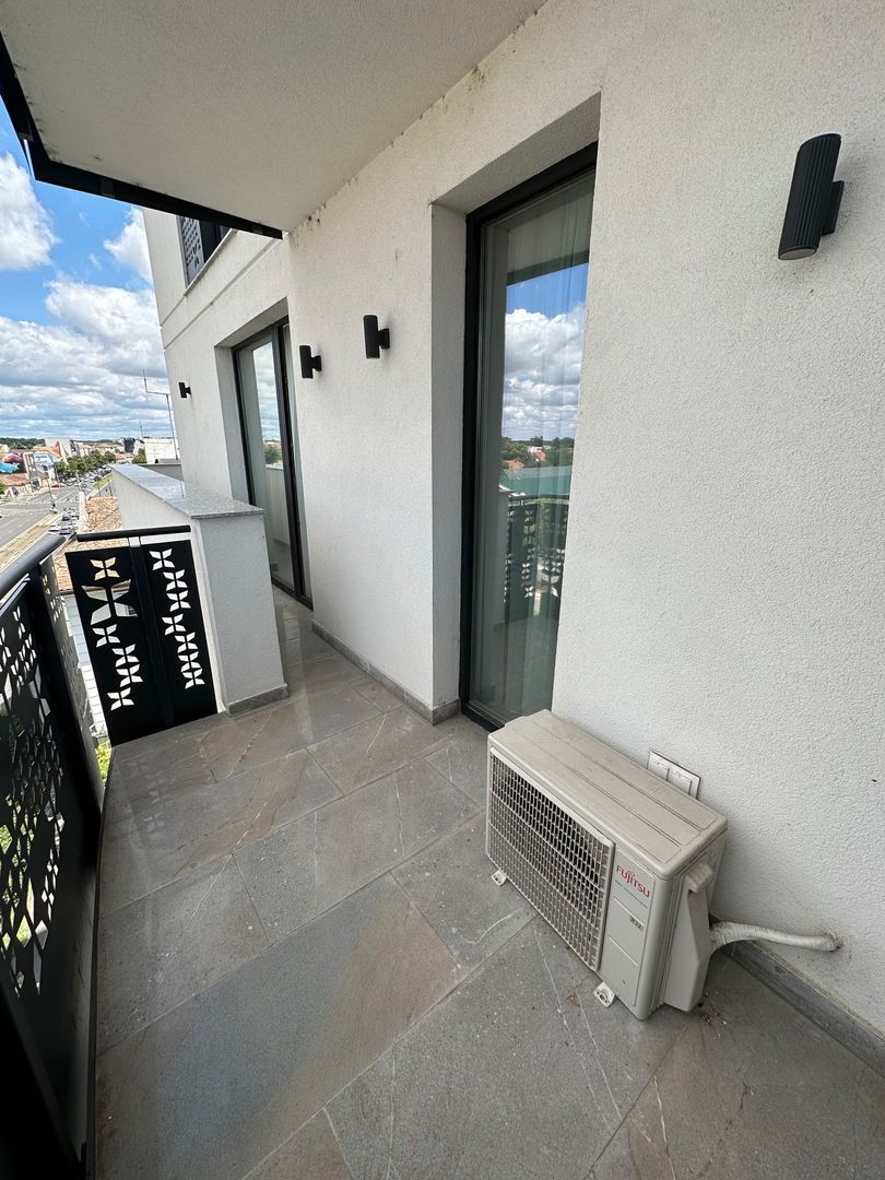 Apartament bloc nou 3 camere - parcare subterana - Poză 14