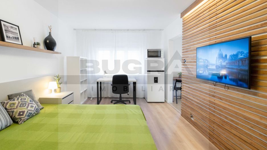 Garsoniera moderna, mobilata, zona UMF - Poză 1