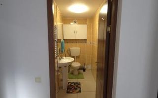 Apartament 3 camere cu parcare – spațios, complet echipat, ideal pentru familie - Poză 12