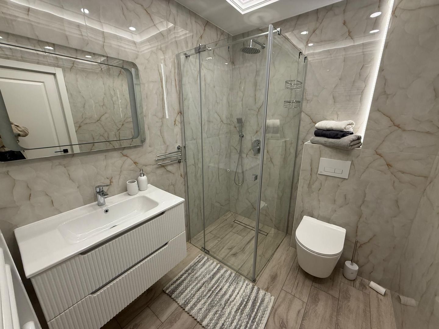 Apartament LUX 104 MP | Rădăuți | 2 Băi | Open Space | Etaj 1 - Poză 17