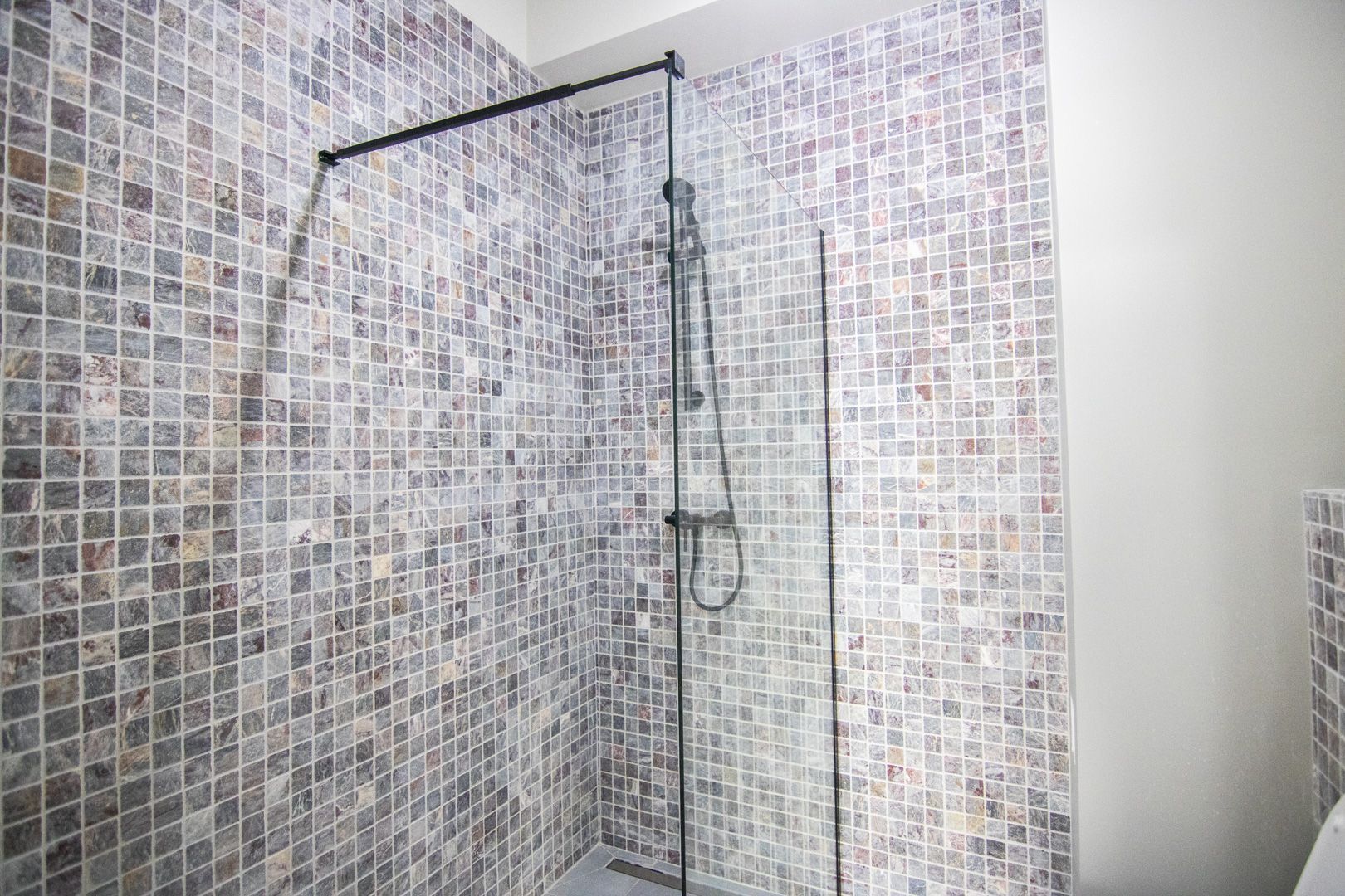 PENTHOUSE-DEOSEBIT, 4 CAMERE, 3 DORMITOARE, 3 BAI, 321mp utili, BLOC FINALIZAT - Poză 3