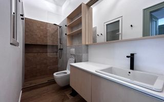 Spatiu cu 3 camere spre inchiriere in centru! - Poză 7