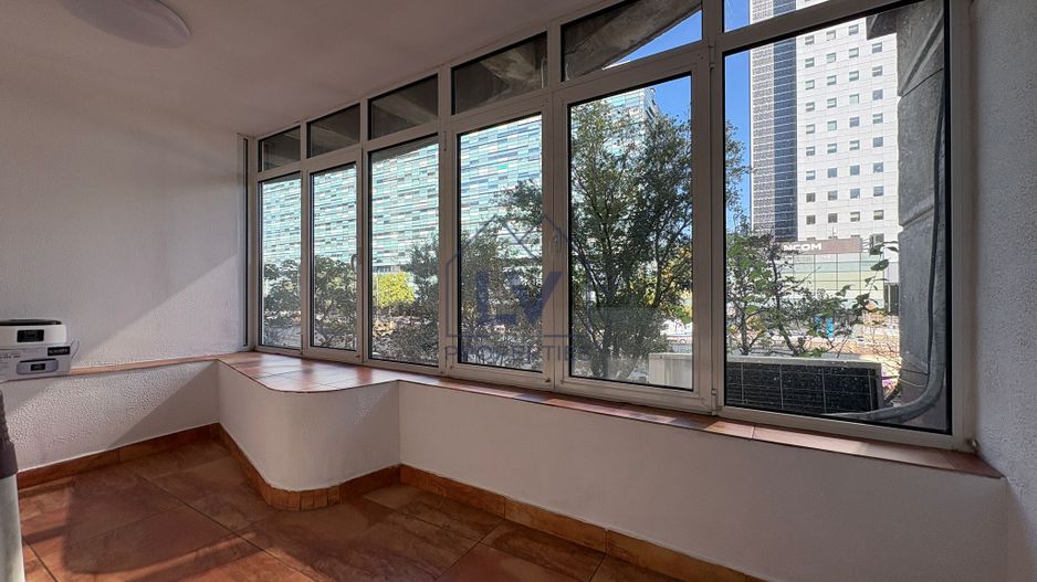 INCHIRIERE APARTAMENT 4 CAMERE | PIATA VICTORIEI - Poză 8