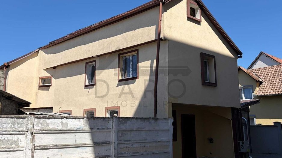 Casă cu etaj, 141 mp utili, curent trifazic, Sângeorgiu de Mureș - Poză 1