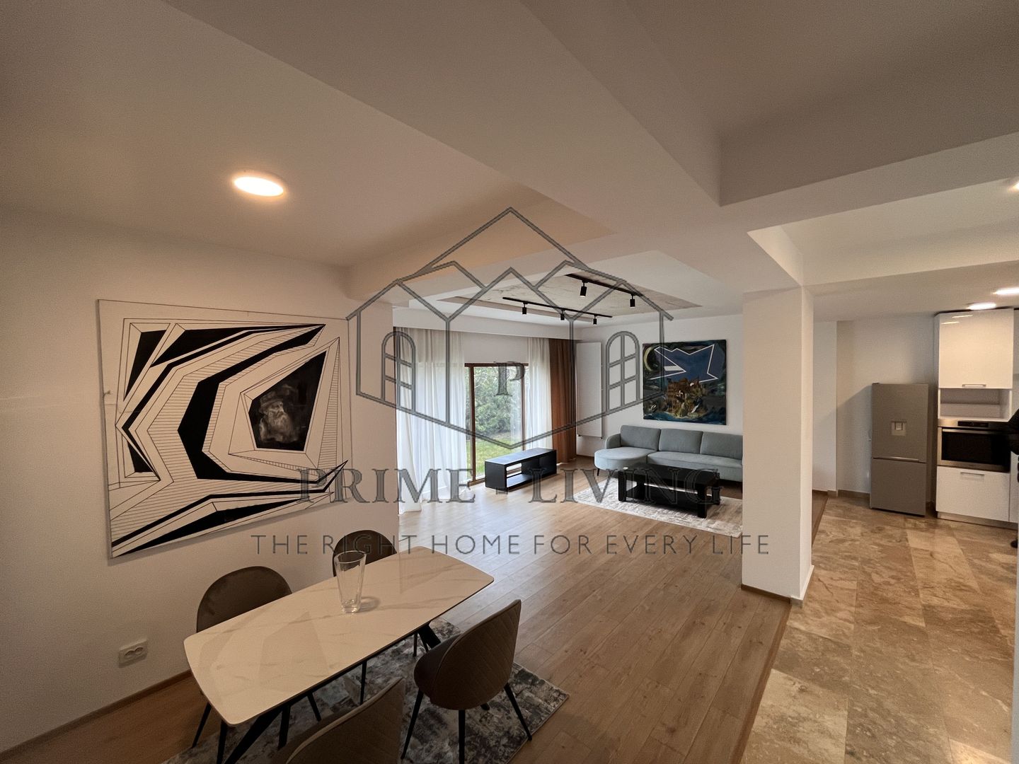 VILA INDIVIDUALA CU 4 CAMERE IN COMPLEX, LA INCHIRIERE IN ZONA PIPERA - Poză 4