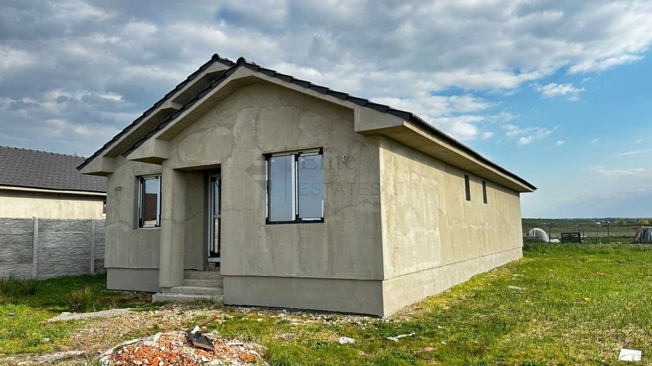 Casa 4 camere de vanzare in Cihei | Panouri fotovoltaice - Poză 19