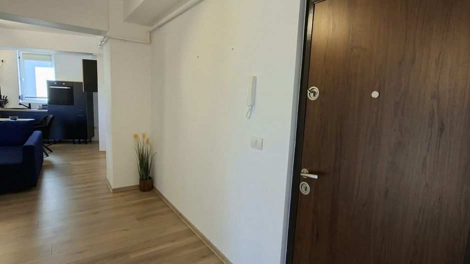 Apartament cu 2 camere si loc de parcare subteran - Poză 6