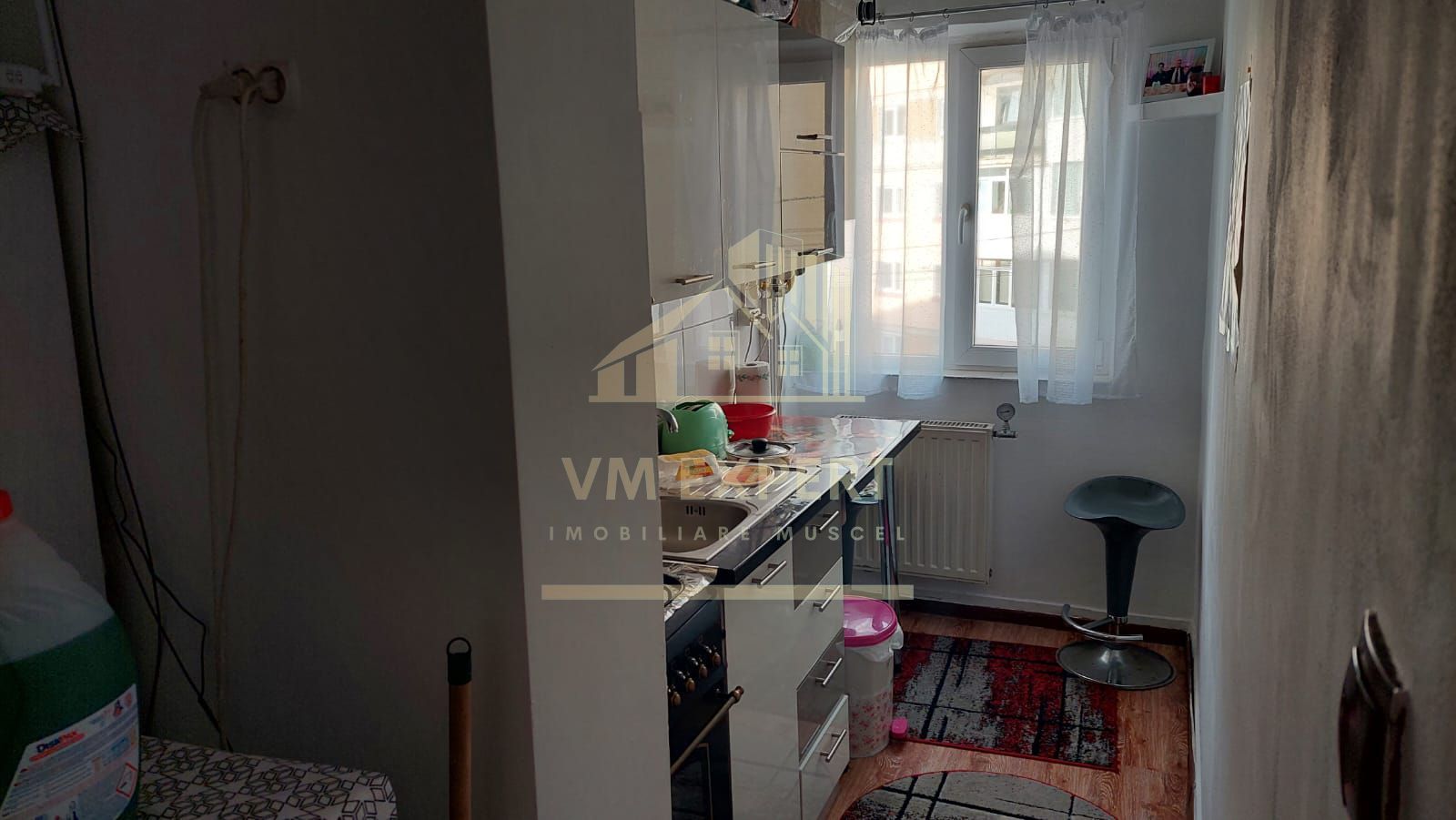 APARTAMENT 2 CAMERE, ETAJ 2, CAMPULUNG, ZONA TURN - Poză 5