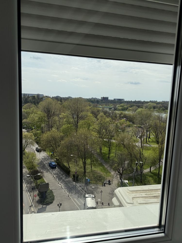 De inchiat Apartamant 2 camere Tineretului bulevard - Poză 5