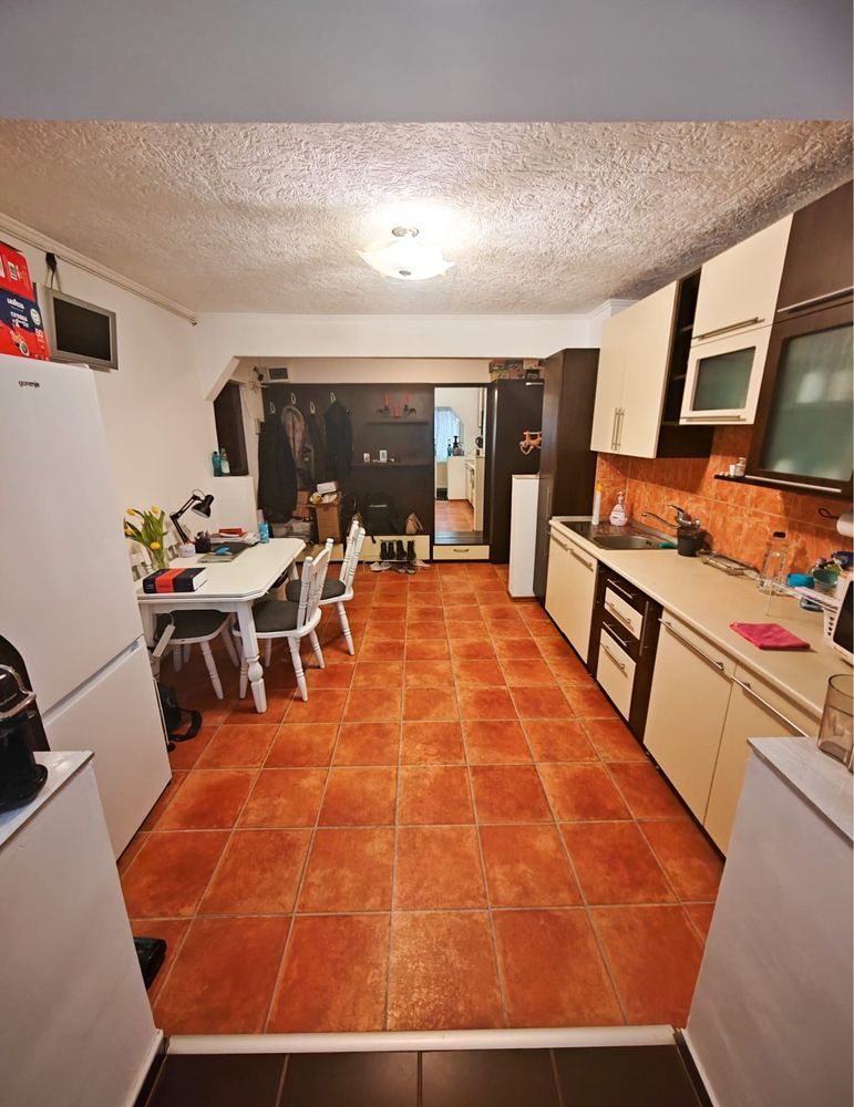 BRASADAS vinde ap 2 cam etaj 1/4 in Carpati 2. - Poză 7