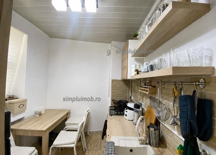 Apartament 2 camere renovat complet zona Armeneasca  centrala proprie - Poză 5