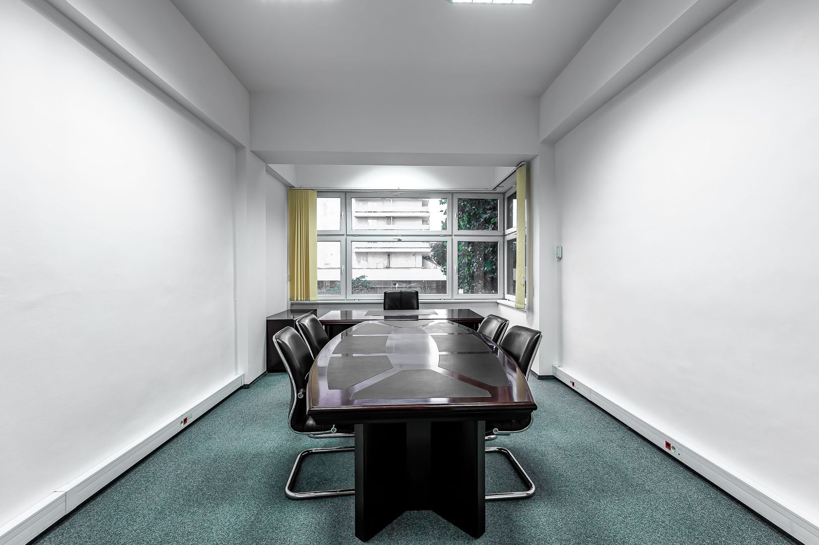 Birouri ultracentrale cu lift și pază permanentă - Poză 12